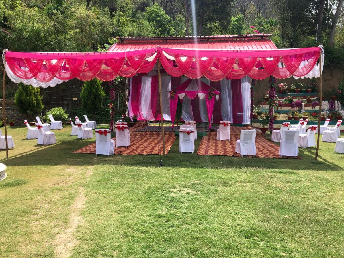 Nakshatra Resort Kunihar Esterno foto