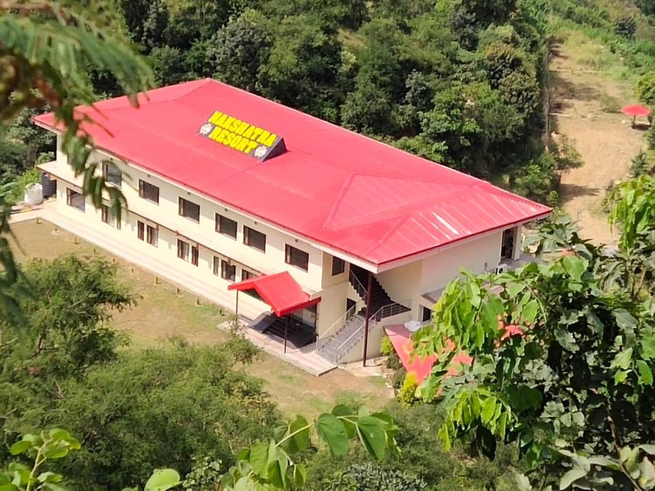 Nakshatra Resort Kunihar Esterno foto