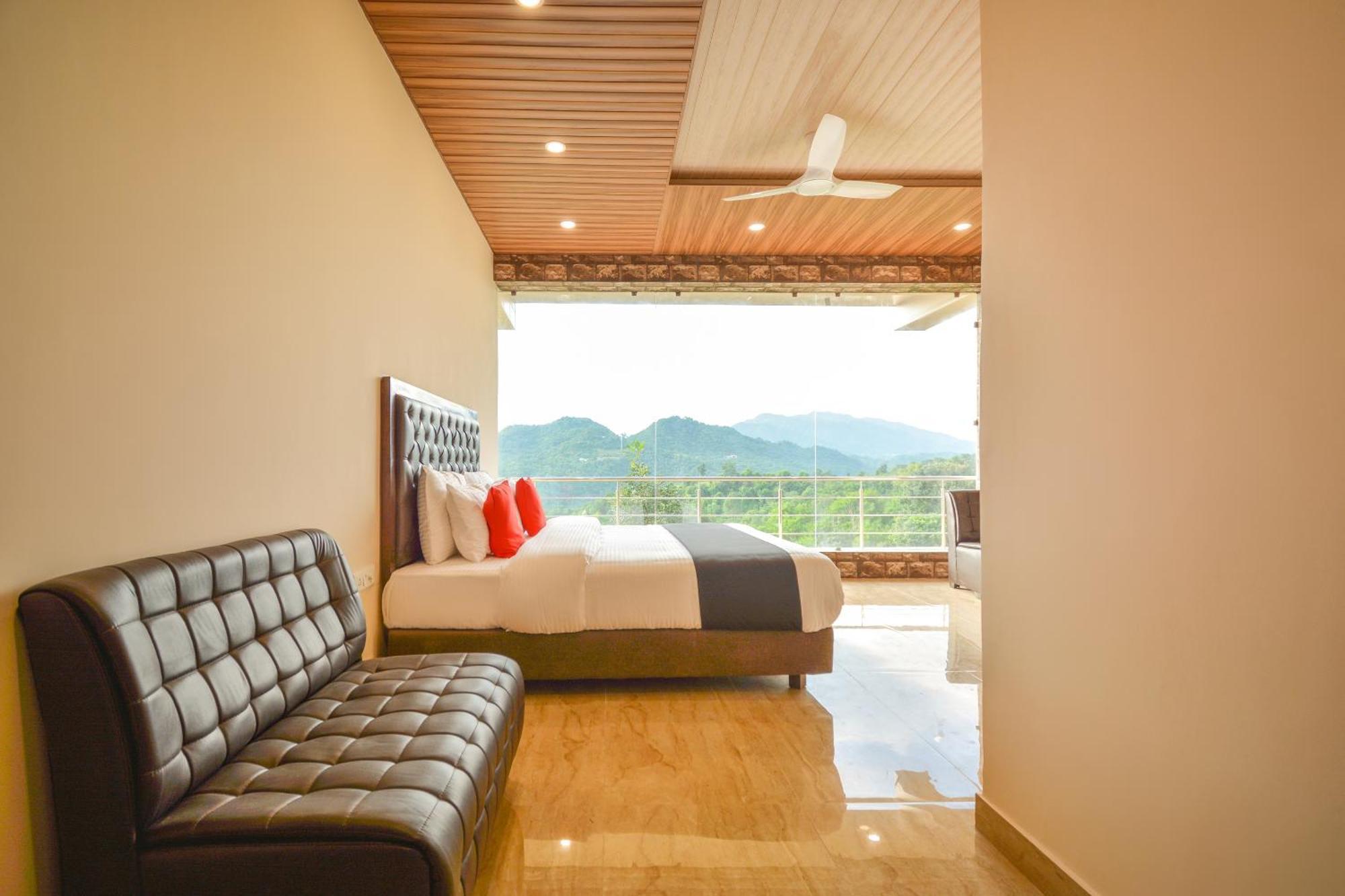 Nakshatra Resort Kunihar Esterno foto